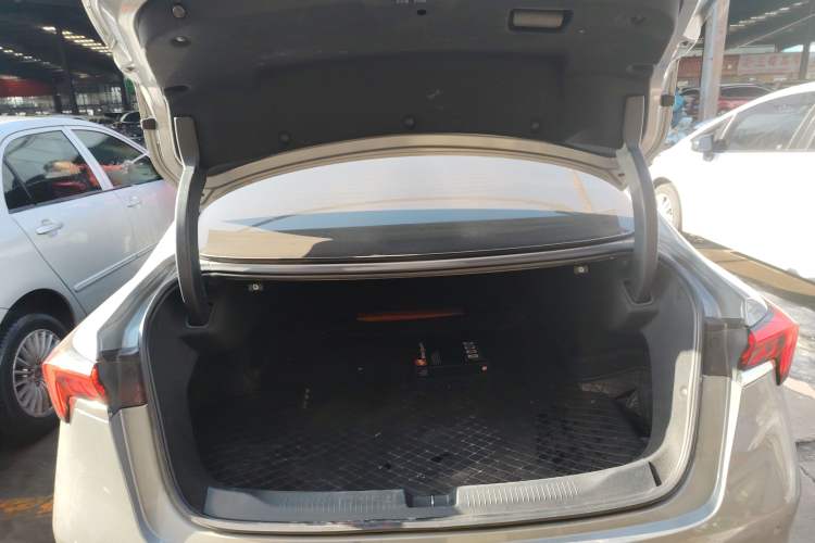 Used Buick LaCrosse 2023 28T Prestige Edition
