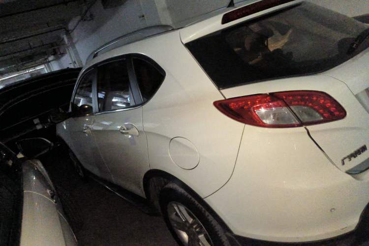 Used GAC Trumpchi GS5 2012 2.0L Manual Two-Wheel Drive Comfort Edition