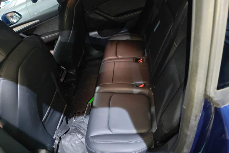 Used Tesla Model Y 2021 Long-Range All-Wheel-Drive Version