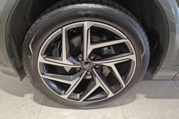 Used Audi Q6L e-tron 2026 First Launch Navigation Edition