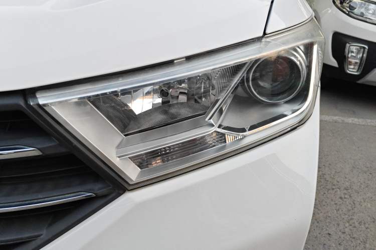 Used Wuling Hongguang 2019 1.5L S Comfort Edition China VI LAR
