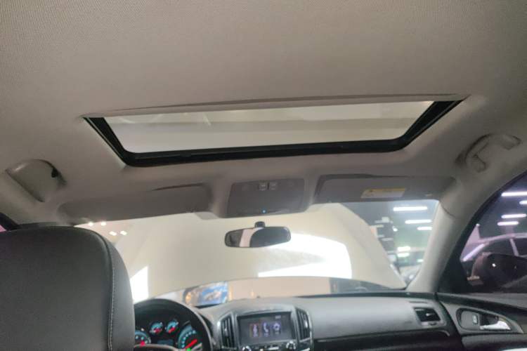 Used Buick Regal 2015 1.6T Leading Technology Model
