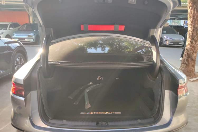 Used BYD Han 2023 DM-i Champion Edition 121KM Prestige Model
