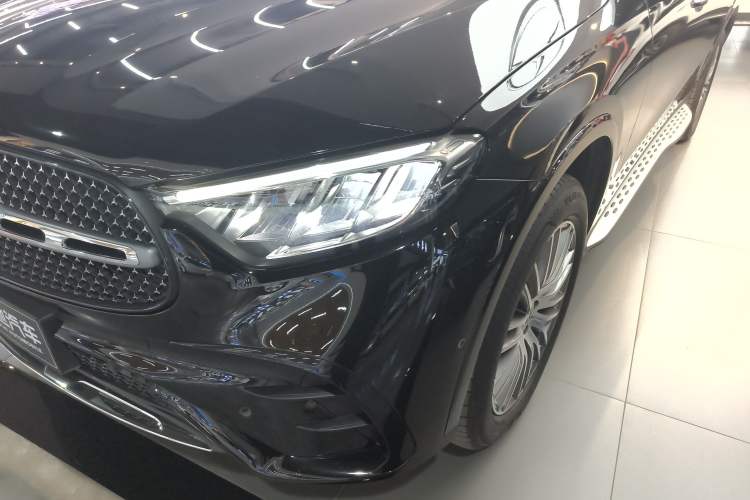 Used Mercedes-Benz GLC 2023 GLC 300 L 4MATIC Dynamic 7-Seater