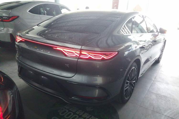 Used BYD Han 2024 EV Glory Edition 506KM Front-Wheel-Drive Premium Model
