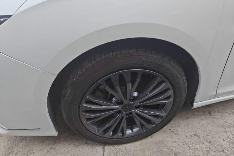 Used Dongfeng Aeolus Yixuan MAX 2021 1.5T Super-Powered Dad Edition
