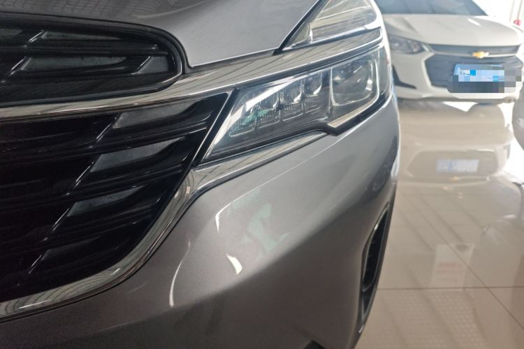 Used Buick GL8 2021 Land Cruiser Executive Class 652T Luxury Model