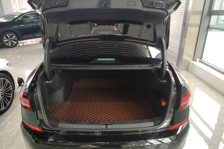 Used Volkswagen Passat 2020 330TSI Elite Edition China VI
