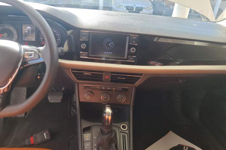 Used Volkswagen Lavida 2019 1.5L Automatic Vision Edition China VI Standard
