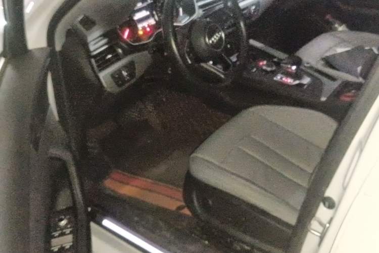 Used Audi A4L 2018 30th Anniversary Edition 40 TFSI Trendy Model
