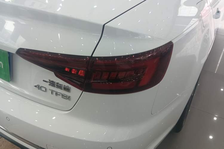 Used Audi A4L 2019 40 TFSI Ambition Version China V