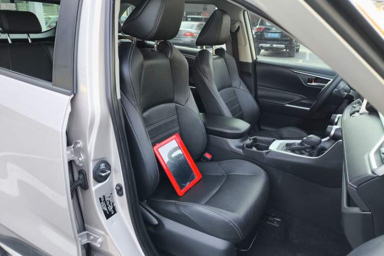 Used Toyota Wildlander 2020 2.0L CVT Two-Wheel Drive Luxury Edition