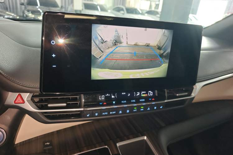 Used Toyota Sienna 2021 2.5L Hybrid Ultimate Edition
