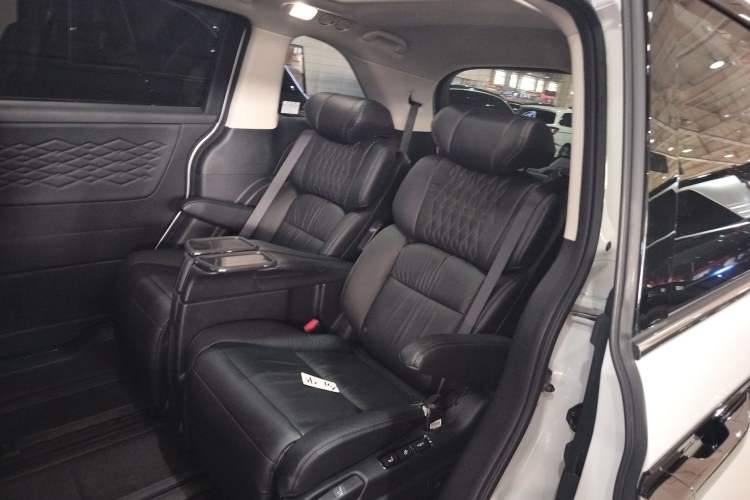 Used Honda Elysion 2022 2.0L eHEV Luxury First Edition