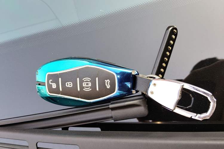 Used Hongqi H5 2024 2.0T Automatic Smart Connect Flagship Edition