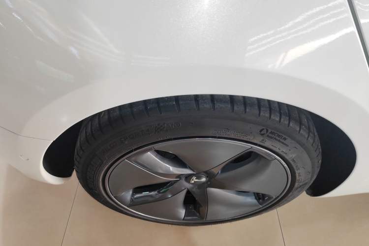 Used Tesla Model 3 2019 Standard Range Rear-Wheel Drive Upgraded Version (52 kWh)
