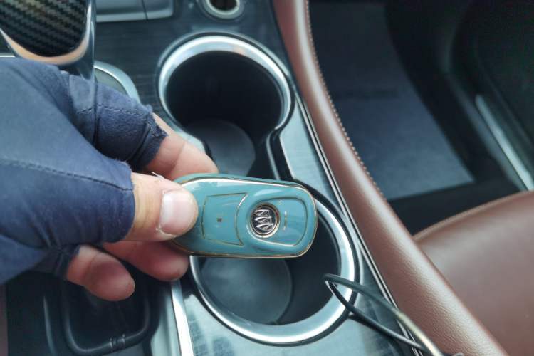 Used Buick Envision 2020 20T Two-Wheel Drive Luxury Model