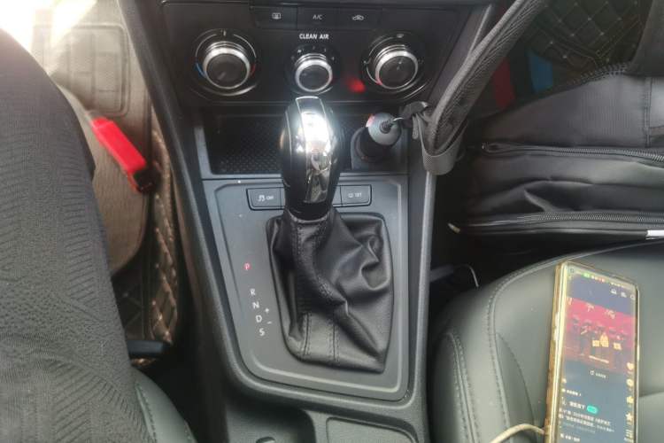 Used Volkswagen Lavida 2017 1.6L Automatic Fashion Edition
