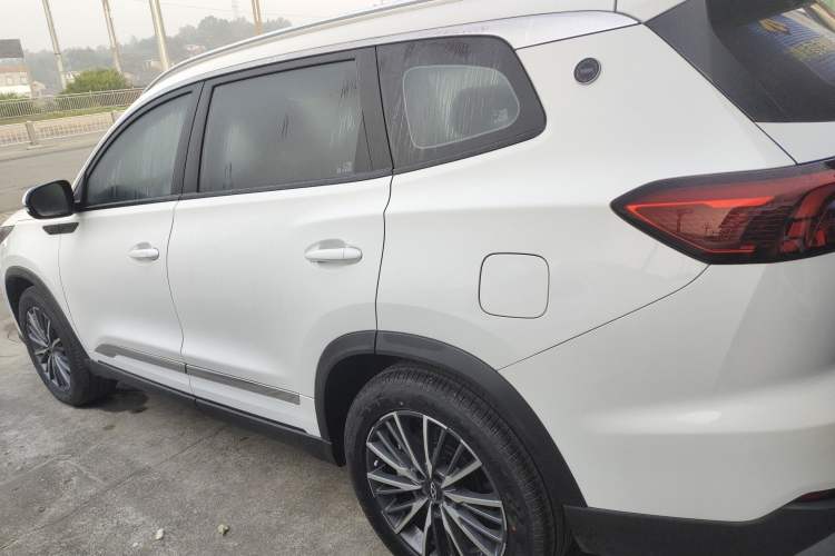 Used Chery Tiggo 8 PRO 2024 Champion Edition 290T Two-Wheel Drive Shining Version 5 Seats
