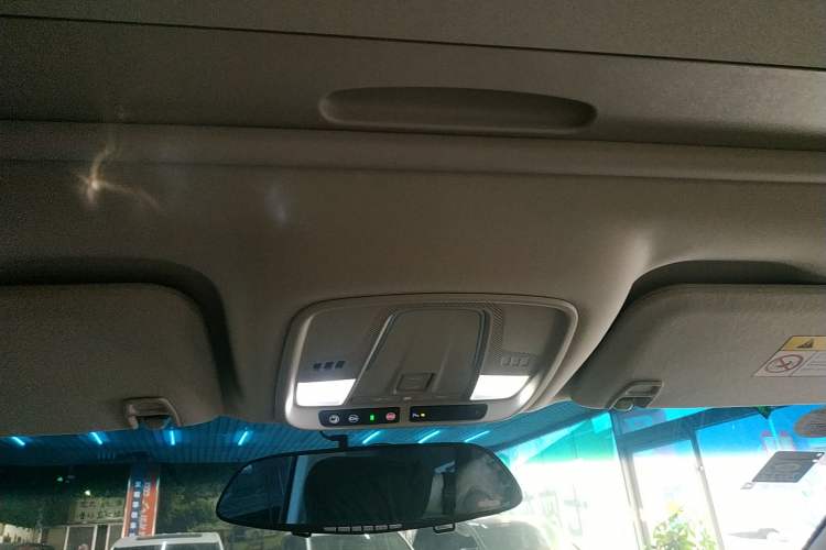 Used Buick GL8 2017 ES 28T Comfort Model China V Standard
