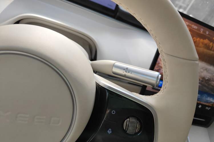 Used Hima Luxeed R7 2024 All-Electric 736 km Ultra
