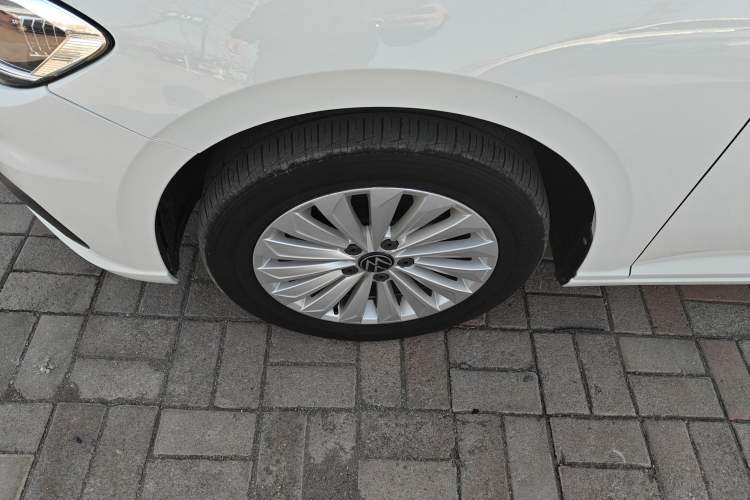 Used Volkswagen Lavida 2021 1.5L Automatic Vision Edition
