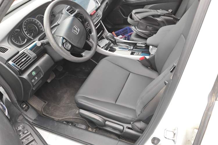 Used Honda Accord 2016 2.0L Comfort Edition
