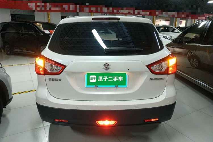 Used Suzuki S-Cross 2015 1.6L CVT Two-Wheel Drive Entry-Level Trim
