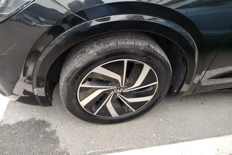 Used Volkswagen Viloran 2024 330TSI Luxury Edition