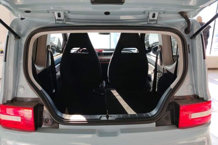 Used Wuling Hongguang MINIEV 2022 Easy Version Lithium Iron Phosphate
