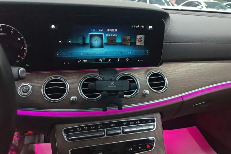 Used Mercedes-Benz E-Class 2023 E 260 L
