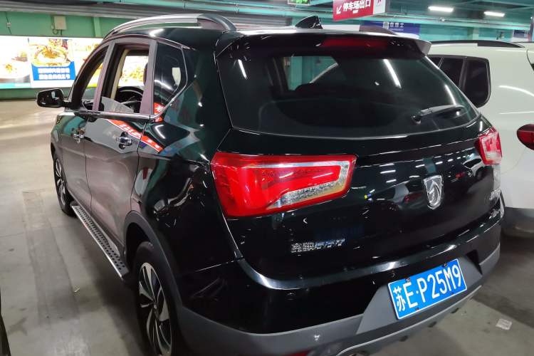 Used Baojun 560 2016 1.8L Manual Luxury Edition