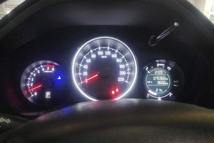 Used Honda XR-V 2015 1.8L EXi CVT Comfort Version