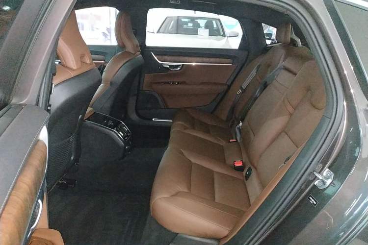 Used Volvo S90 2021 B5 Zhiyuan Luxury Edition