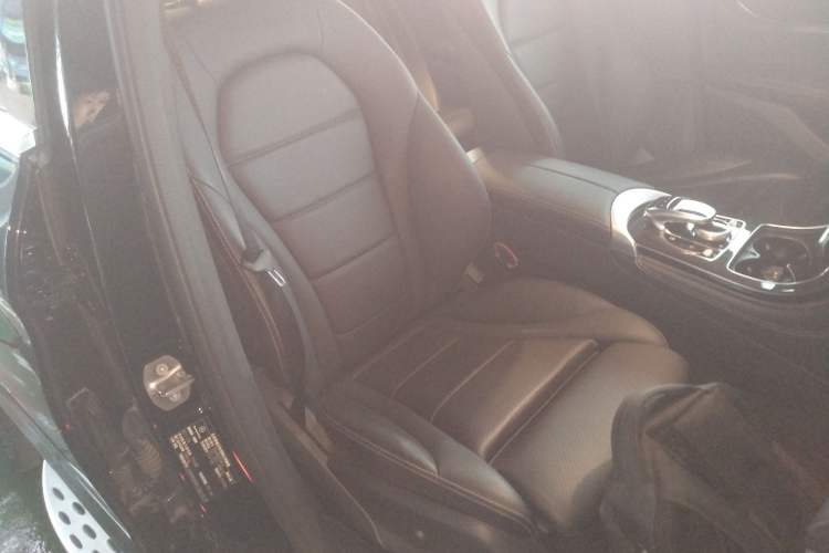 Used Mercedes-Benz GLC 2019 GLC 260 L 4MATIC Dynamic Model
