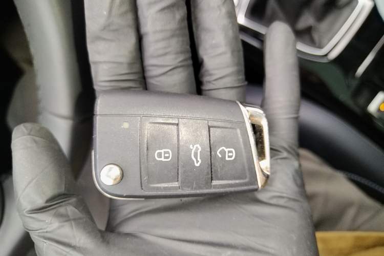 Used Volkswagen Tharu 2025 NewRui 300TSI Prestige Edition