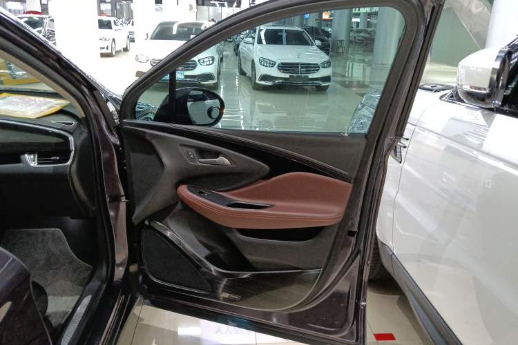 Used Buick Envision 2018 28T Four-Wheel Drive Luxury Model
