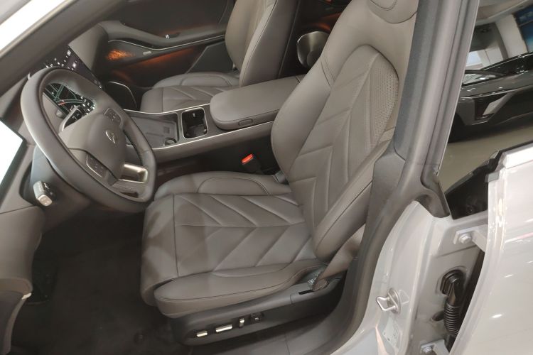 Used Nio ET5T 2025 75 kWh Touring