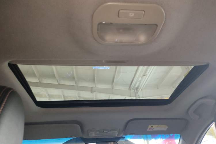 Used  Refine S3 2014 1.5L Manual Luxury Smart Model
