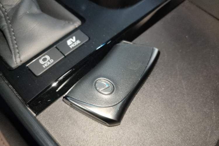 Used Lexus ES 2022 300h Excellence Edition
