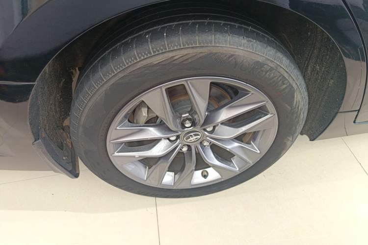 Used Toyota Avalon 2019 2.0L Ambition Edition China VI
