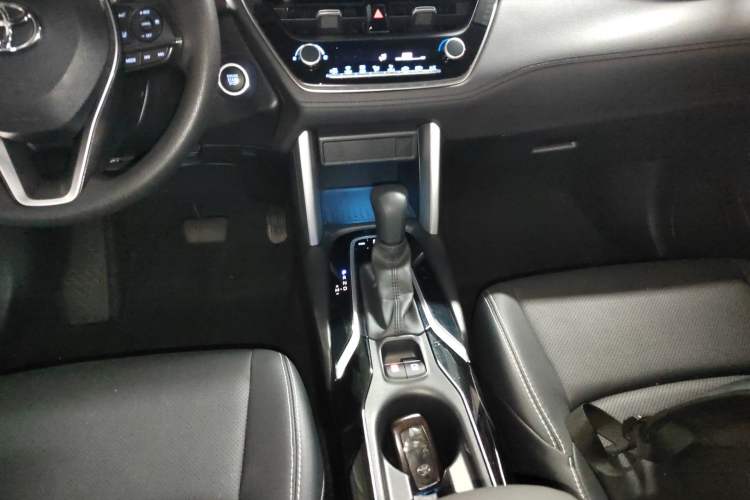 Used Toyota FRONTLANDER 2022 2.0L CVT Luxury Edition
