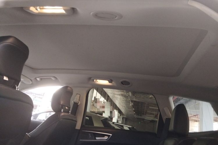 Used Ford Edge 2018 EcoBoost 245 Two-Wheel-Drive Titanium 7-Seater China V Standard
