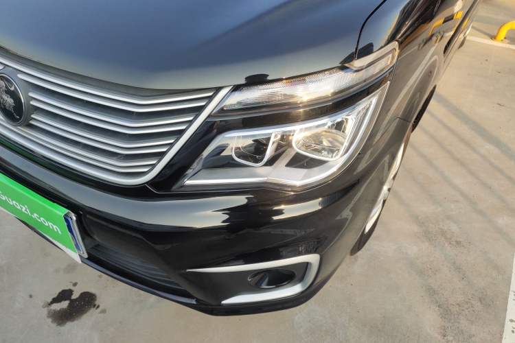 Used FORTHING Lingzhi 2022 M5 1.6L Practical 7-Seater
