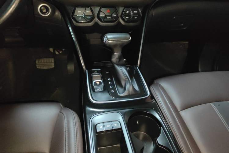 Used GAC Trumpchi GS4 2018 235T Automatic Two-Wheel Drive Luxury Smart Connectivity Millionth Anniversary Edition
