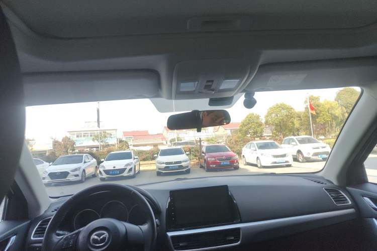 Used Mazda CX-5 2015 2.0L Automatic Two-Wheel Drive Urban Version