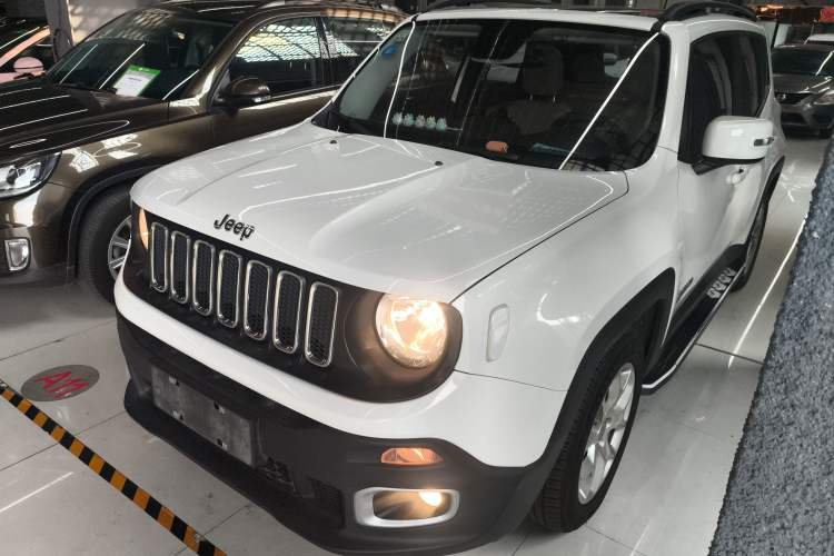 Used  Renegade 2017 180T Automatic Jingneng Edition
