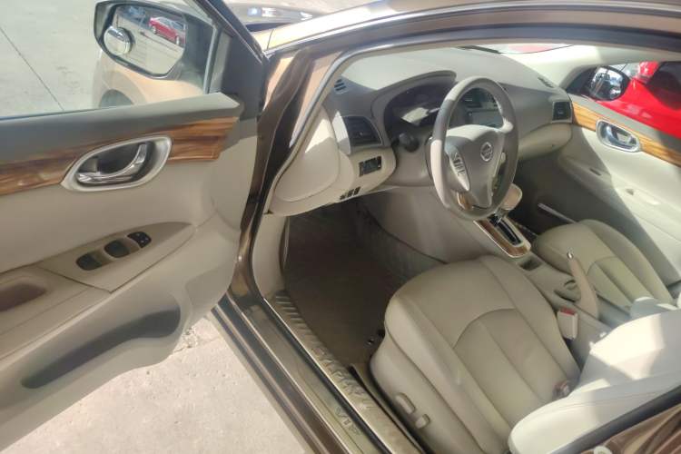 Used Nissan Sylphy 2014 1.6XV CVT Deluxe Edition

