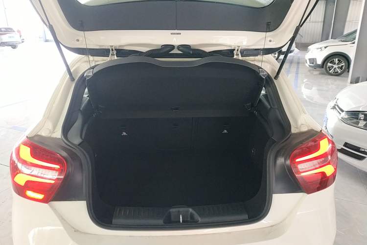 Used Mercedes-Benz A-Class 2017 Revised A 200 Dynamic Edition
