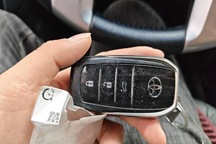 Used Toyota Prado 2016 2.7L Automatic Luxury Edition